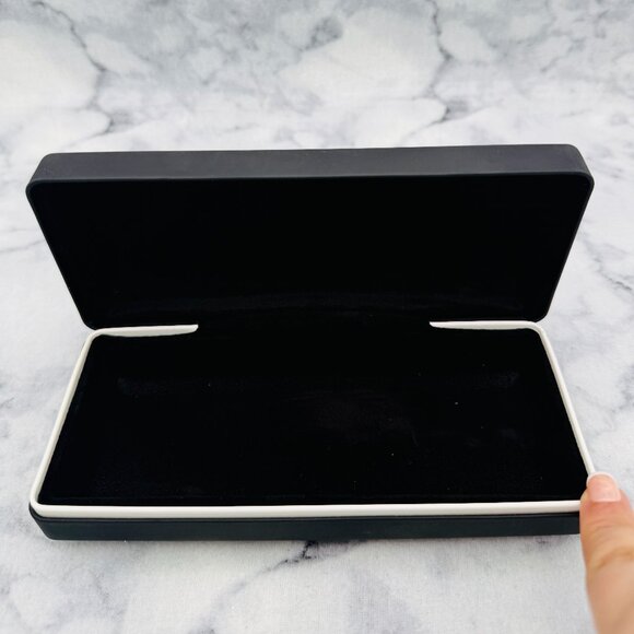 Givenchy Sunglasses Eyeglasses Case, Black Hard Clamshell ,White Trim - Picture 3 of 9